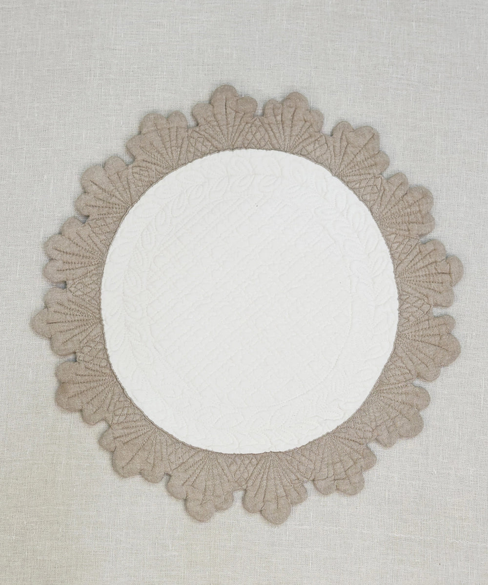 Set of 2 quilted cotton cream round table mats (16.5"x16.5")