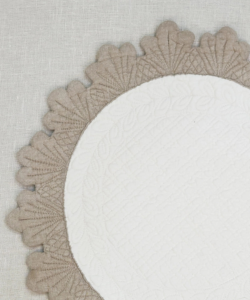 Set of 2 quilted cotton cream round table mats (16.5"x16.5")