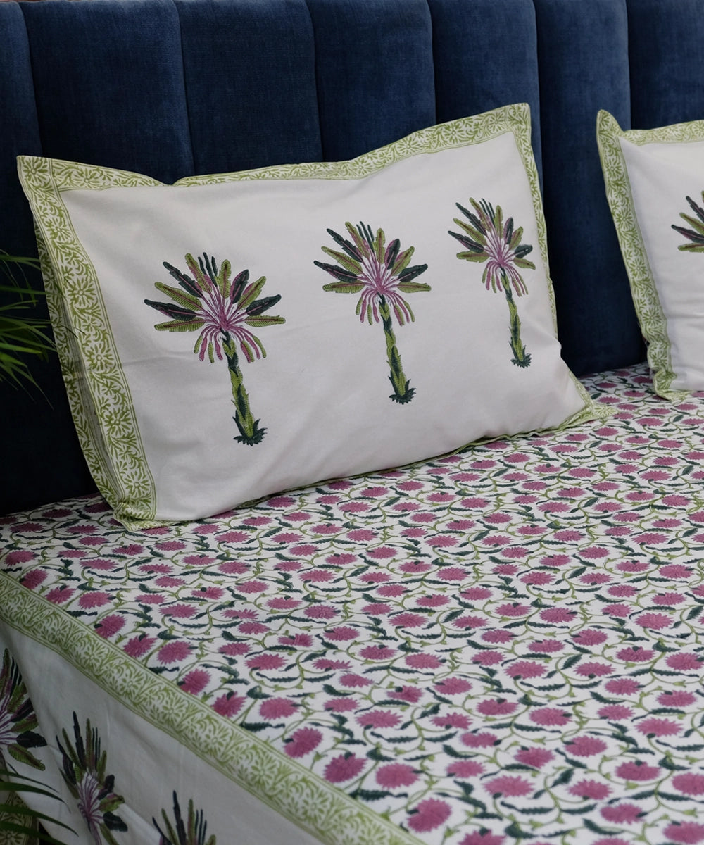 White with palm pattern Hand Block Printed Cotton Bedsheet with 2 pillow Covers (104"x104")