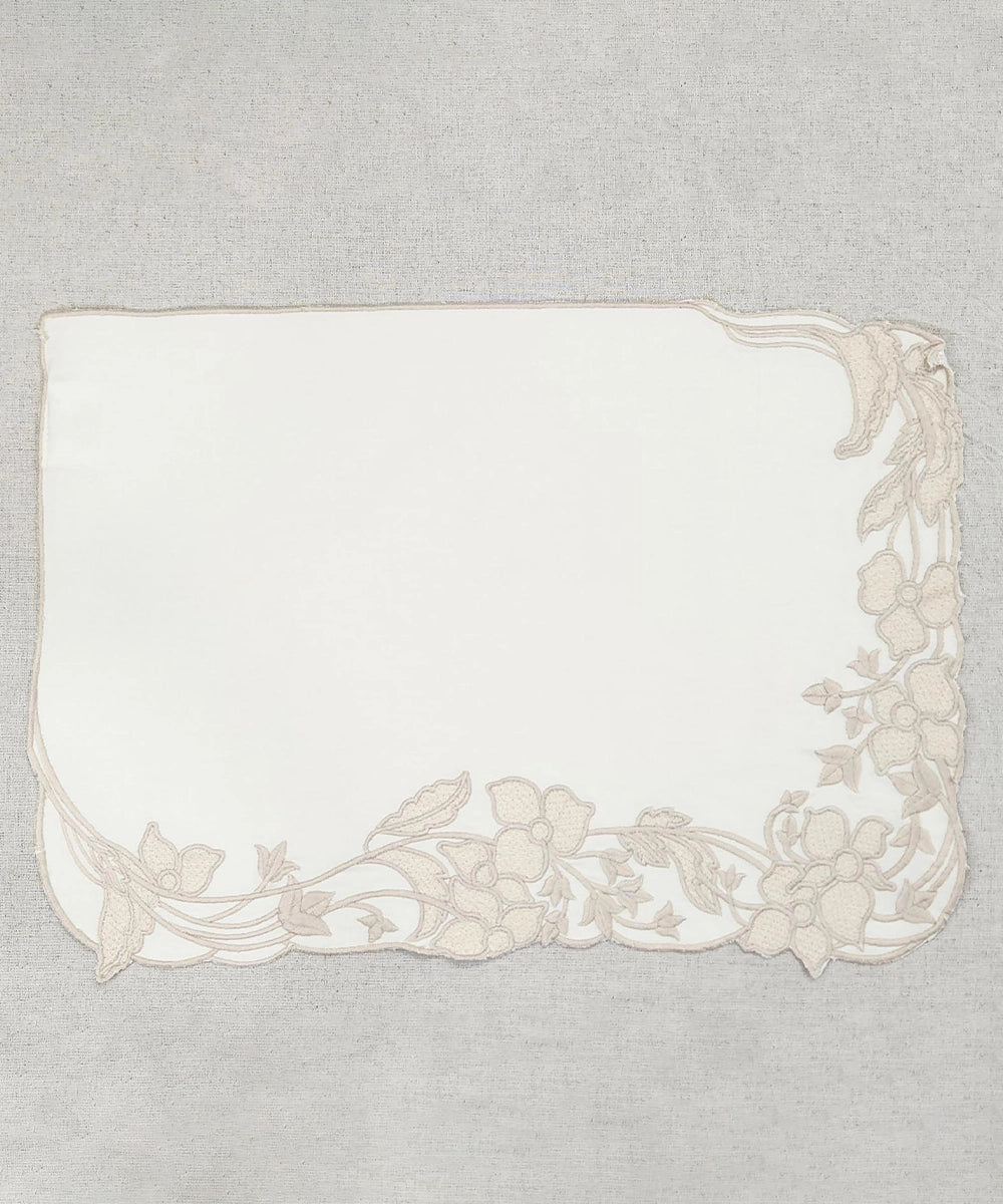 Set Of 6 Cream Embroidery with Cutwork Cotton Casement Table Mats