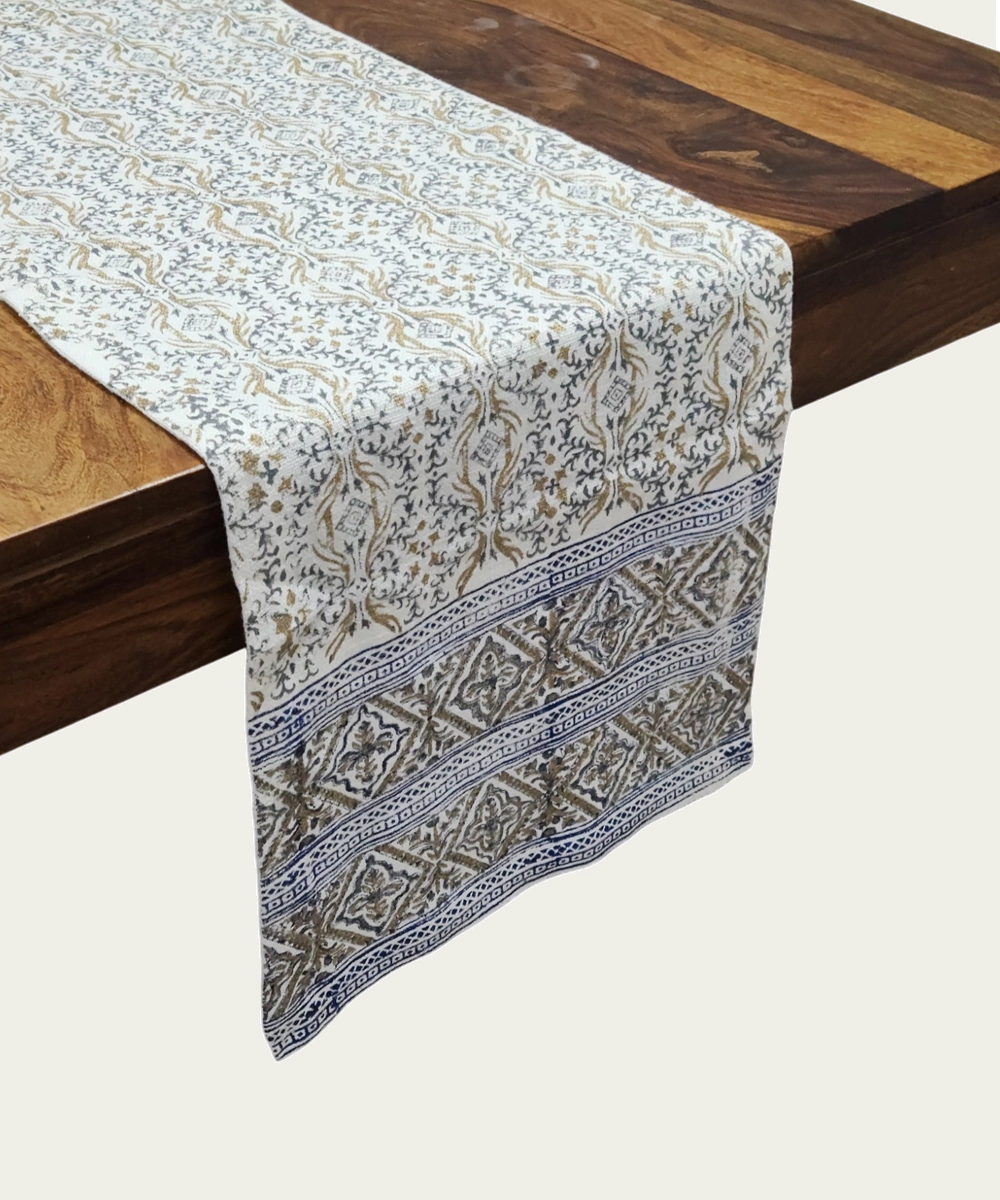 Set of 6 pcs Cream hand block printed Linen Table Mats with 1 pc 6 seater Table Runner